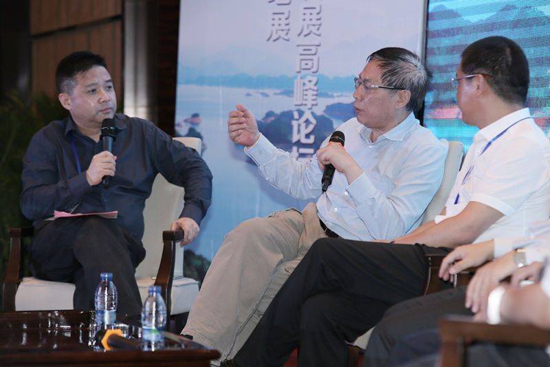 任志强对话杭开发商代表 融创王鹏首谈三年经