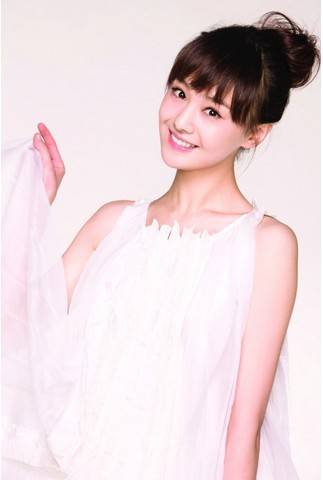 小郑爽清纯玉女家居照