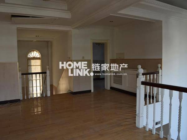 龙城独栋花园无税豪装别墅800-桓仁别墅二龙城阳光花园图片