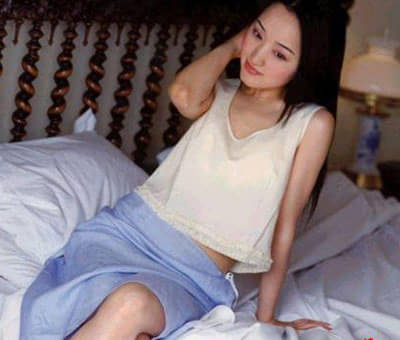 杨钰莹追忆少女时闯广州 看昔日清纯美照