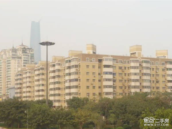 实景图 米兰苑东南向两房 城市地标圈 绝对稀缺